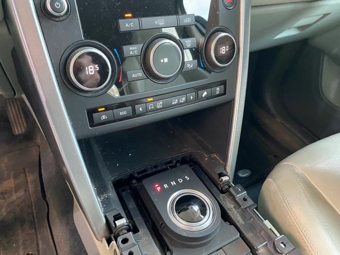 Landrover Discovery Sport 2.2 sd4 16V Skrotfordon (2015, METALLIC GRIJS)