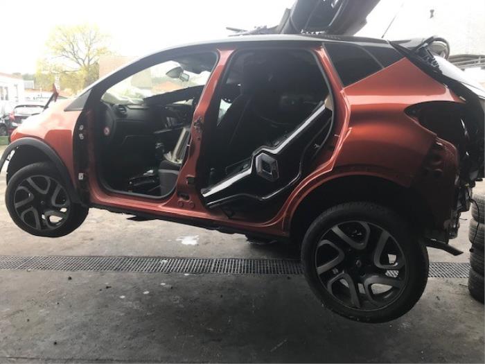 Renault Captur 0.9 Energy TCE 12V Sloopvoertuig (2016, Oranje)