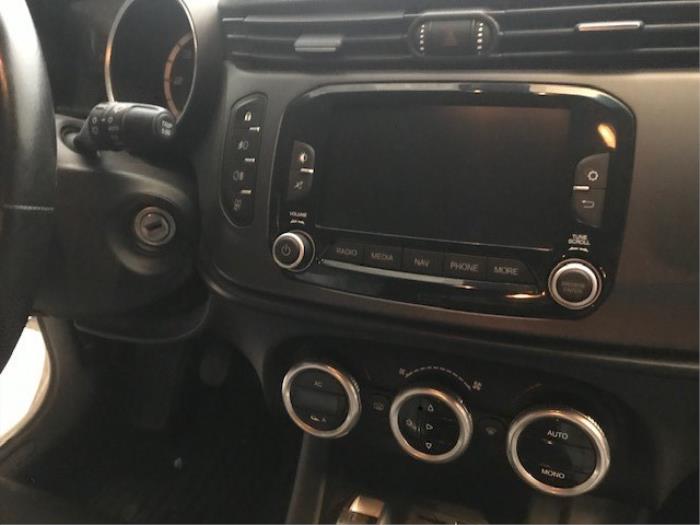 Alfa Romeo Giulietta 1.6 JTDm 16V Samochód złomowany (2015)