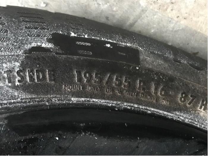 Opel Adam 1.2 16V Sloopvoertuig (2015, Rood)