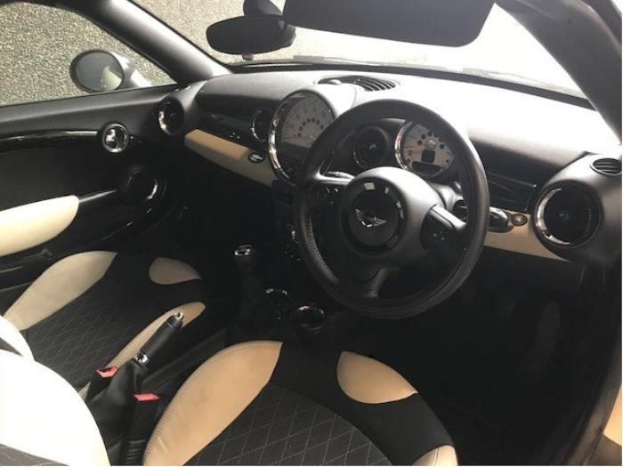 Mini Coupe 1.6 16V Cooper Sloopvoertuig (2015, Wit)