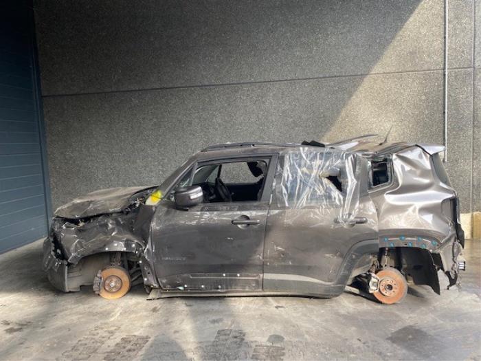 Jeep Renegade 1.6 Multijet 16V Sloopvoertuig (2016, Kristal, Graniet)