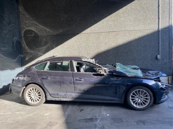 Audi A5 Sportback 2.0 TDI Ultra 16V Skrotfordon (2018, ZWART)