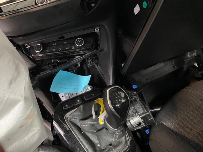 Opel Corsa F 1.2 12V 75 Sloopvoertuig (2021, Grijs)