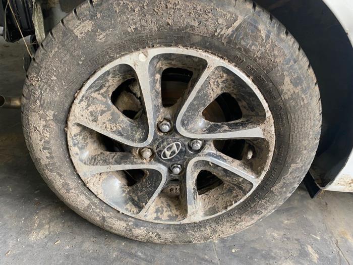 Hyundai i10 1.0 12V Sloopvoertuig (2020, Wit)