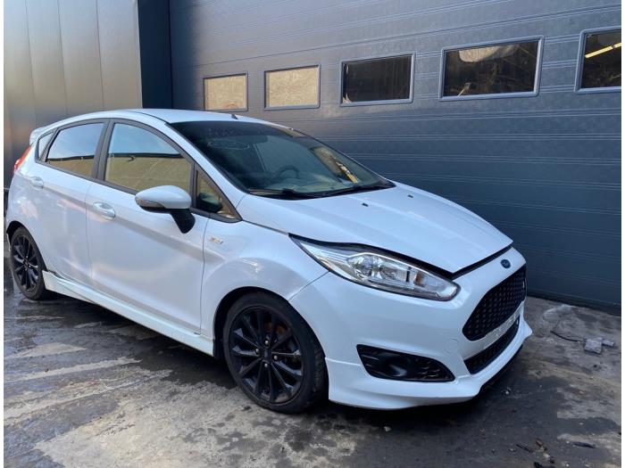 Ford Fiesta 6 1.0 EcoBoost 12V 100 Skrotfordon (2016, METALLIC WIT)