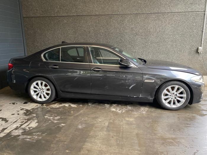 BMW 5 serie 520d 16V Skrotfordon (2016, DONKER GRIJS)
