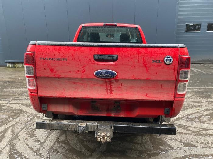 Ford Ranger 2.2 TDCi 16V 125 4x4 Skrotfordon (2014, ROOD)