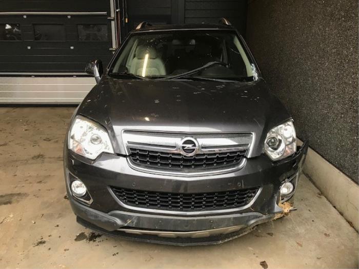 Opel Antara 2.2 CDTI 16V 4x4 Skrotfordon (2015, DONKER GRIJS)