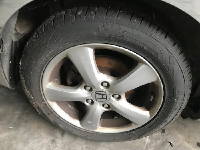 Honda Civic 1.4 i-Dsi Skrotfordon (2007, GRIJS)