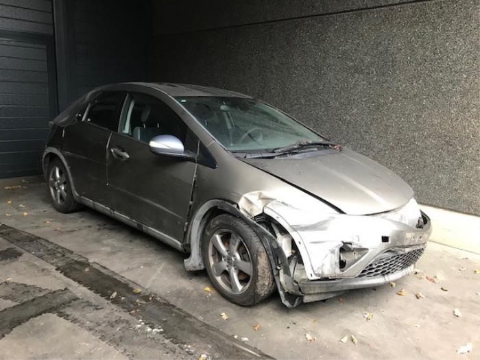 Honda Civic 1.4 i-Dsi Skrotfordon (2007, GRIJS)