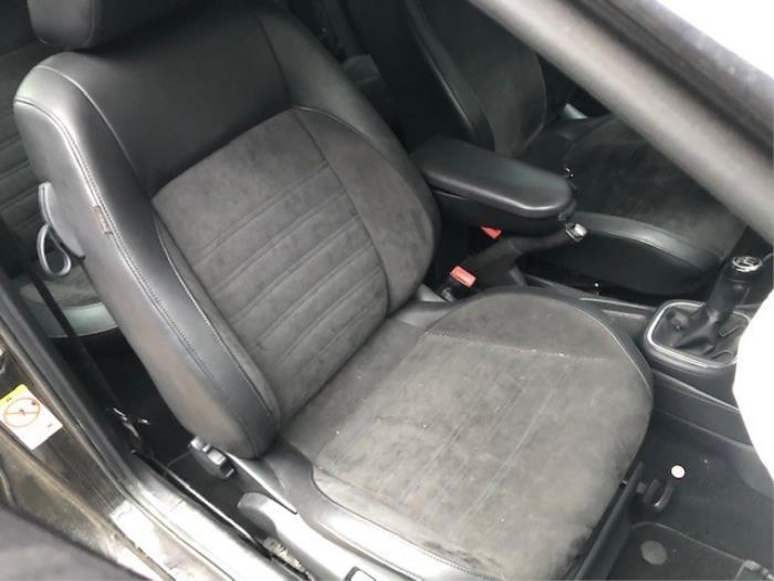 Volkswagen Polo Sloopvoertuig (2010, Donker, Grijs)