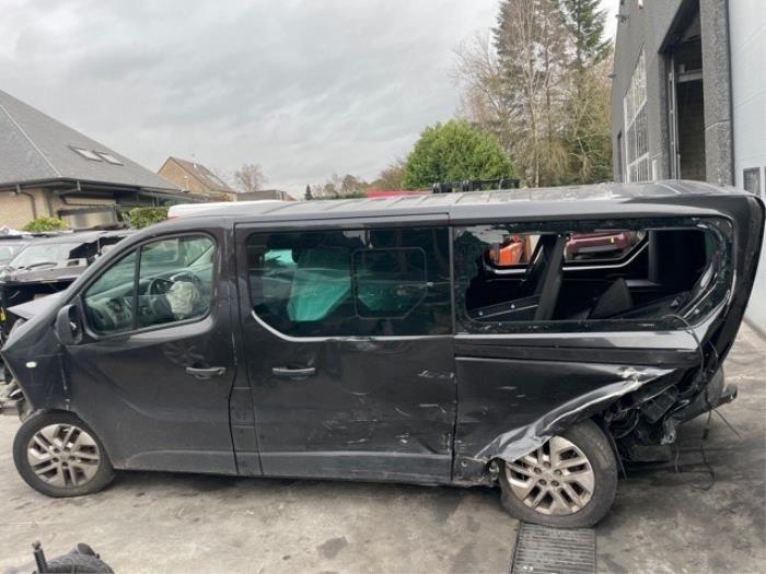 Renault Trafic Passenger 1.6 dCi 125 Twin Turbo Sloopvoertuig (2018, Zwart)