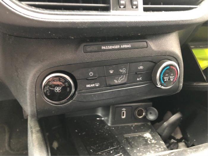 Ford Focus Sloopvoertuig (2020, Zilver)