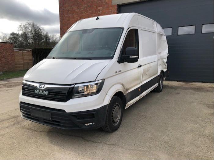 Volkswagen Crafter 2.0 TDI FWD Skrotfordon (2020)