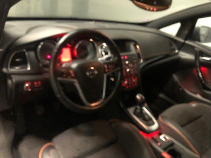 Opel Cascada 1.4 Turbo 16V Sloopvoertuig (2016, Grijs)