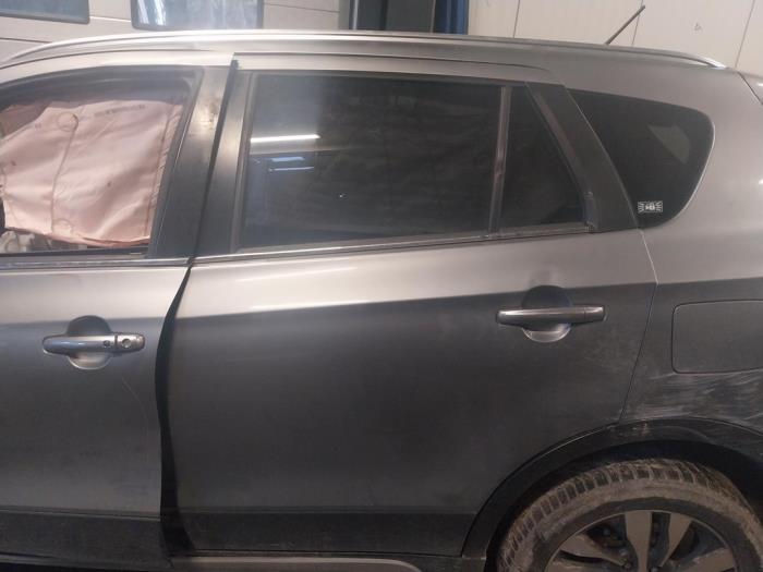 Suzuki SX-4 Sloopvoertuig (2018, Grijs)