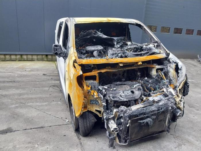 Peugeot Expert 2.0 Blue HDi 180 16V Sloopvoertuig (2022, Wit)