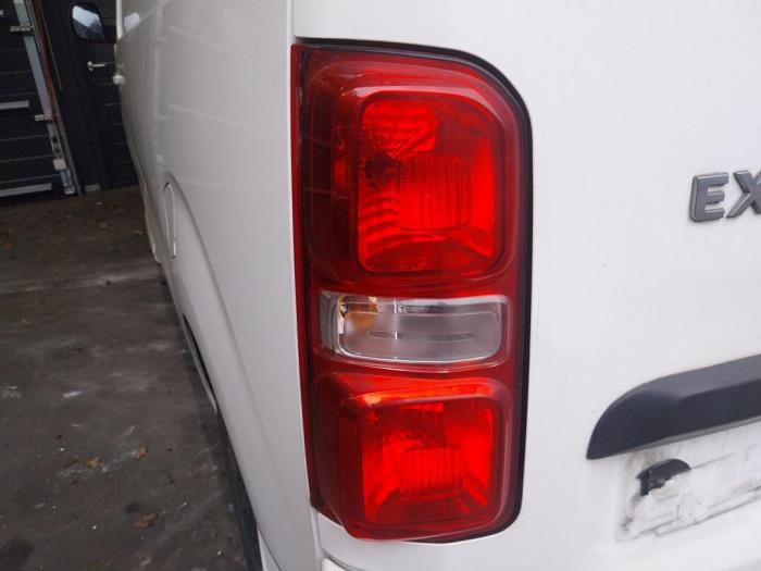 Peugeot Expert 2.0 Blue HDi 120 16V Skrotfordon (2021, WIT)