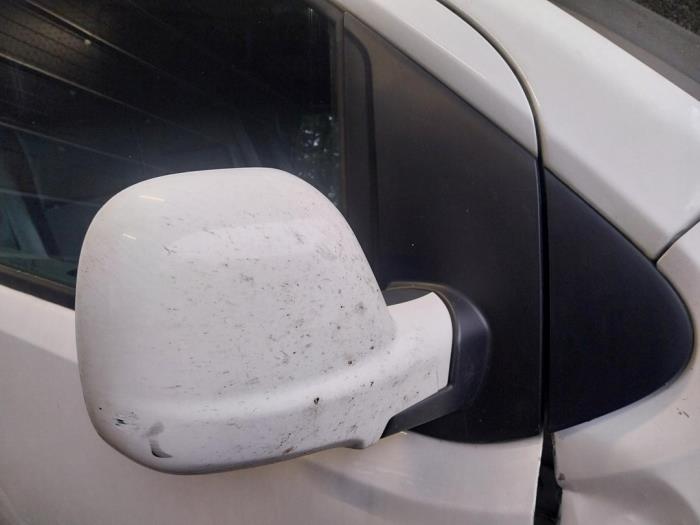 Peugeot Expert 2.0 Blue HDi 120 16V Skrotfordon (2021, WIT)