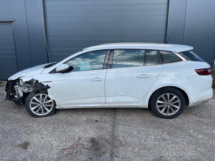 Renault Megane IV 1.2 Energy TCE 100 Sloopvoertuig (2018, Wit)