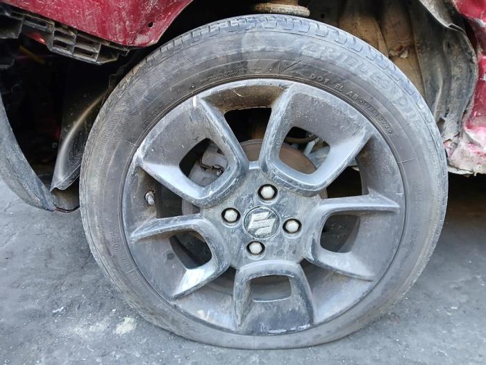 Suzuki Ignis Skrotfordon (2023, ROOD)