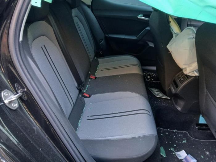 Seat Leon 1.5 TSI 16V Skrotfordon (2023, ZWART)