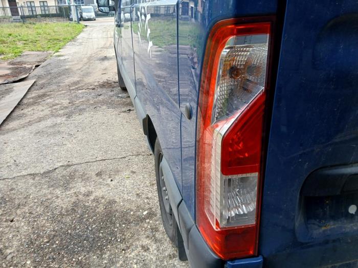 Renault Master III 2.3 dCi 150 16V FWD Skrotfordon (2024, BLAUW)