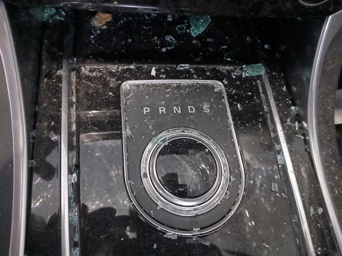 Jaguar XE 2.0d 180 16V Skrotfordon (2018, YULONG WHITE)