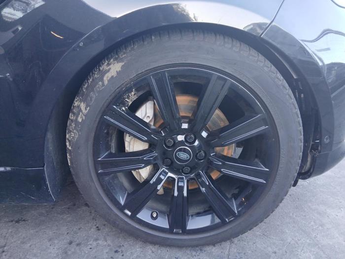 Landrover Range Rover Sport 3.0 D250 MHEV Skrotfordon (2021, ZWART)