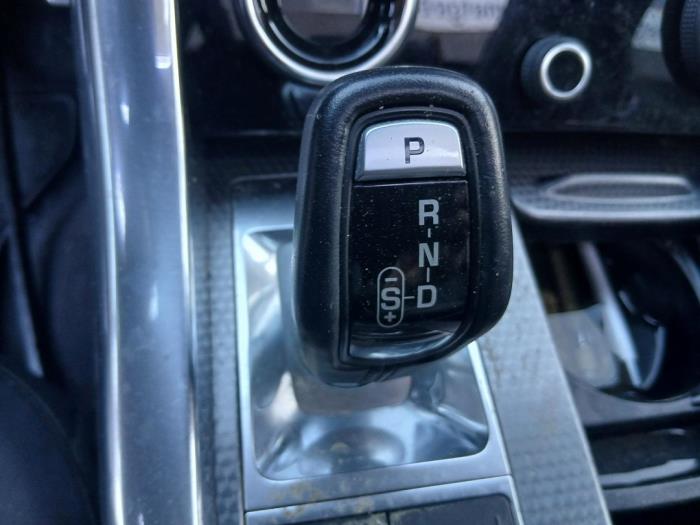 Landrover Range Rover Sport 3.0 D250 MHEV Skrotfordon (2021, ZWART)