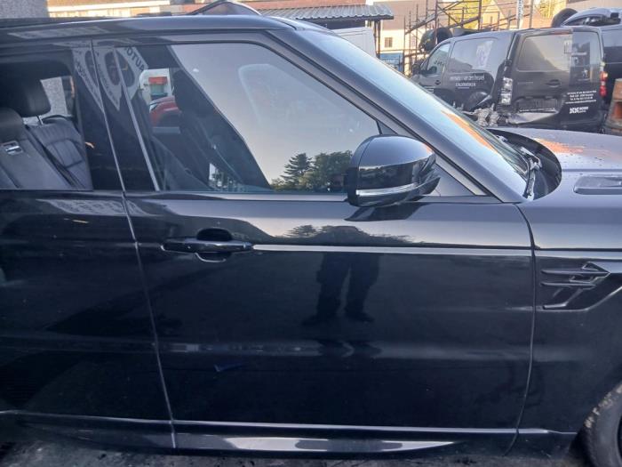 Landrover Range Rover Sport 3.0 D250 MHEV Skrotfordon (2021, ZWART)