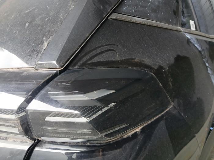 Peugeot 2008 1.2 VTi 12V PureTech 130 Skrotfordon (2024, ZWART)