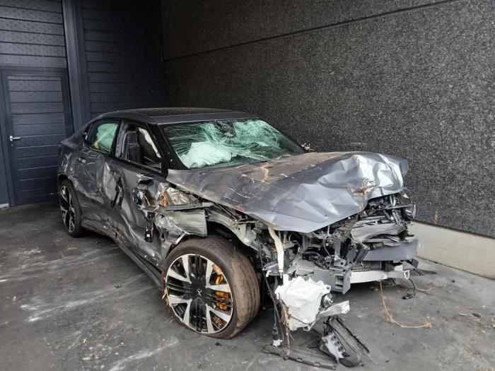 Polestar Polestar 2 BST Edition, Dual Motor Performance Samochód złomowany (2025, Szary)