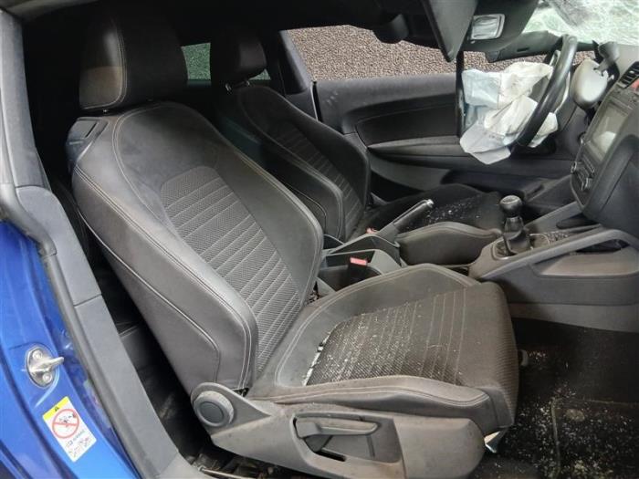 Volkswagen Scirocco 1.4 TSI 122 16V Sloopvoertuig (2011, Blauw)