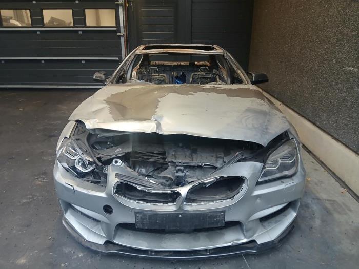 BMW 6 serie Gran Coupe 650i V8 32V Skrotfordon (2016, ZILVER)