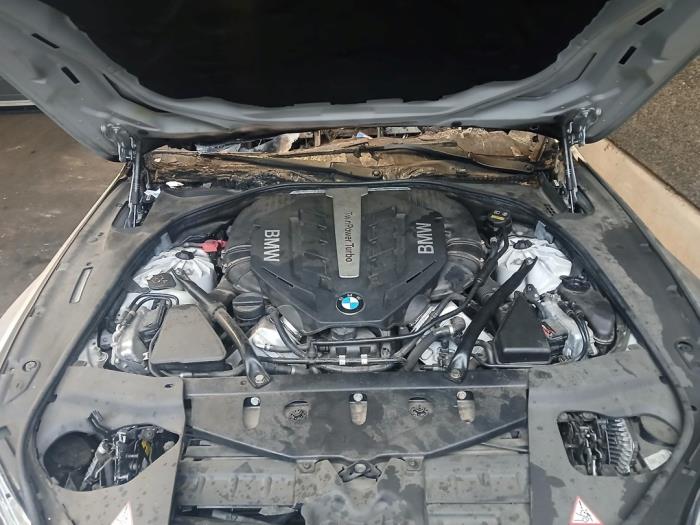 BMW 6 serie Gran Coupe 650i V8 32V Skrotfordon (2016, ZILVER)
