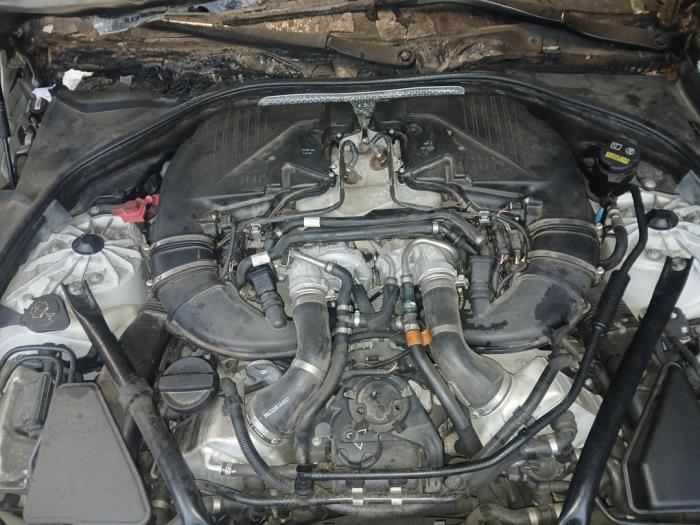 BMW 6 serie Gran Coupe 650i V8 32V Skrotfordon (2016, ZILVER)