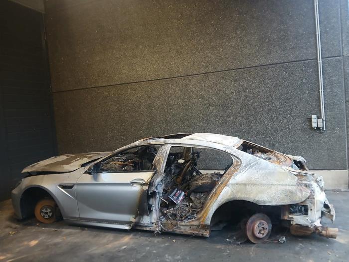 BMW 6 serie Gran Coupe 650i V8 32V Skrotfordon (2016, ZILVER)