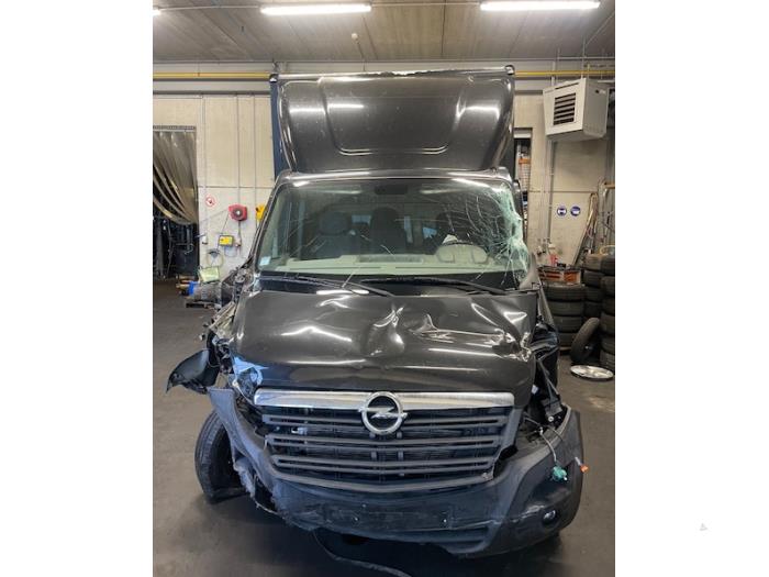 Opel Movano 2.3 BiTurbo 16V Skrotfordon (2017, ZWART)