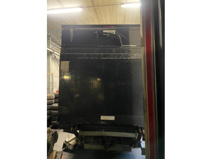 Opel Movano 2.3 BiTurbo 16V Skrotfordon (2017, ZWART)