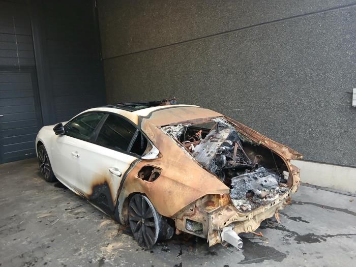 Peugeot 508 1.6 16V Hybrid 225 Skrotfordon (2020, WIT)