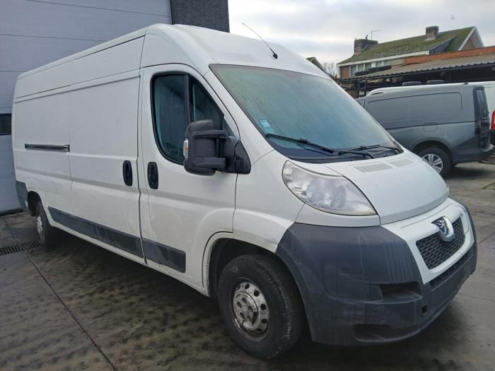 Peugeot Boxer 2.2 HDi 130 Euro 5 Skrotfordon (2013, WIT)