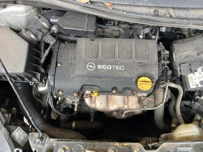 Opel Corsa E 1.2 16V Sloopvoertuig (2016, Zilver)