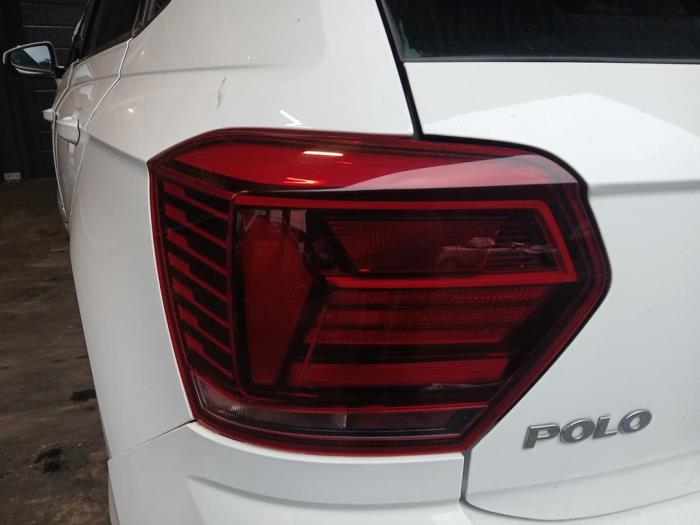 Volkswagen Polo VI 1.0 TSI 12V Skrotfordon (2019, WIT)