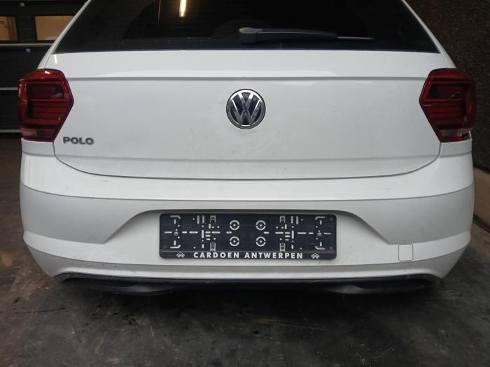 Volkswagen Polo VI 1.0 TSI 12V Skrotfordon (2019, WIT)
