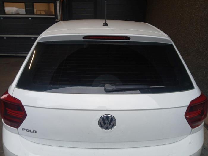 Volkswagen Polo VI 1.0 TSI 12V Skrotfordon (2019, WIT)