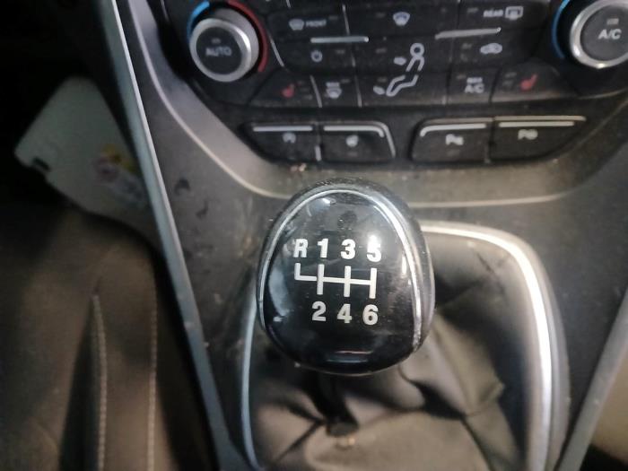 Ford Kuga II 1.5 EcoBoost 16V 120 Sloopvoertuig (2019, Grijs)