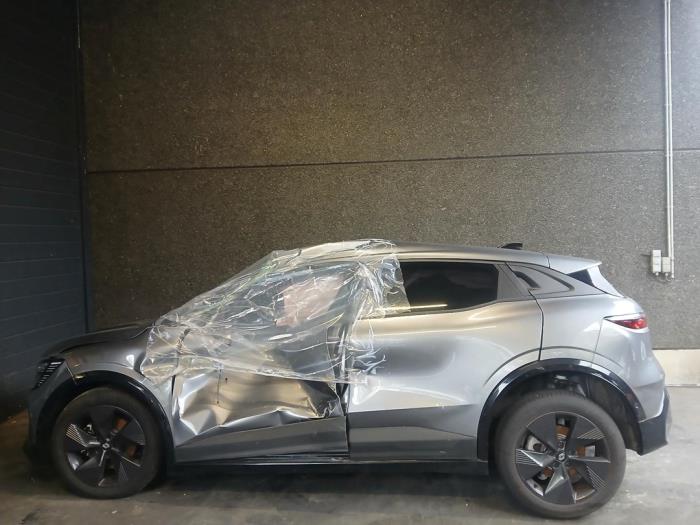 Renault Megane E-Tech 40 kWh Sloopvoertuig (2025, Grijs)