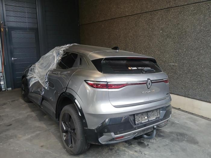 Renault Megane E-Tech 40 kWh Sloopvoertuig (2025, Grijs)